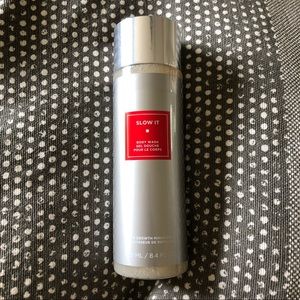 Hair growth minimizer exfoliating body wash